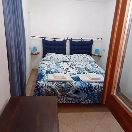 Dammuso Azzurro Nyaraló *
